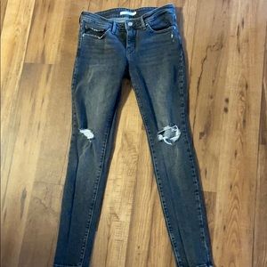 Distressed Levi 711 Skinny Jeans